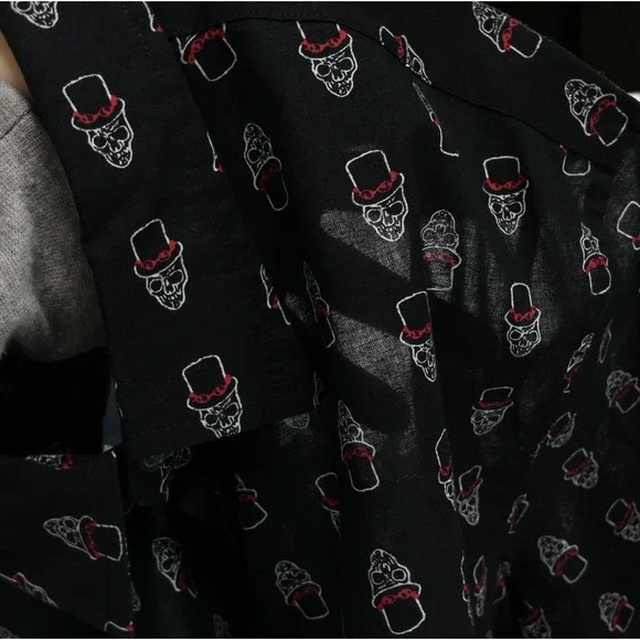 John Varvatos Button Down L Slash Skull Top Hat Print Mens S/S Shirt Rock & Roll - Picture 10 of 10